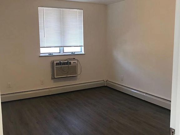 5th image of 2-66 Fifteen Hull Ave #2
