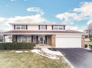 619 E Princeton St, Palatine, IL 60074
