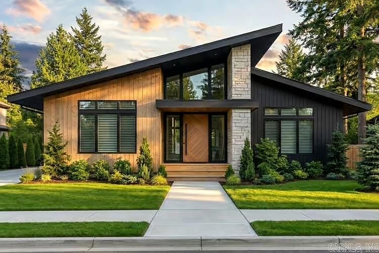 1st image of 502 Joy Dr