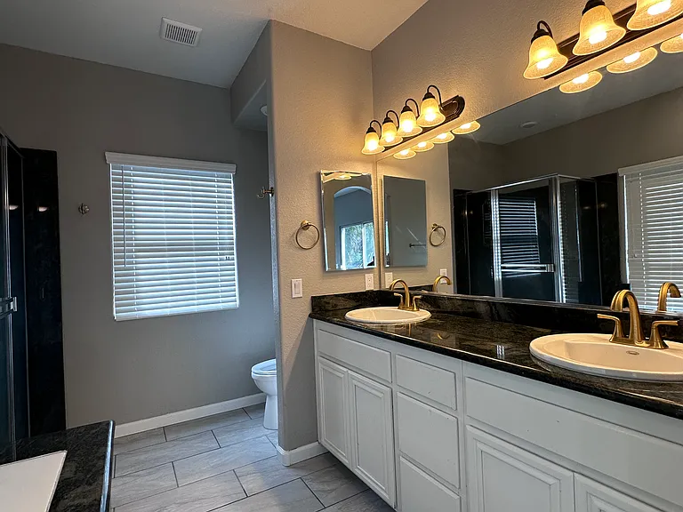2123 Deland Ct — Photo 24