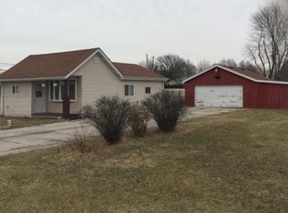 1099 Pearson Rd, Chesterton, IN 46304