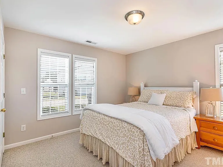 2408 King Malcolm Ln — Photo 9