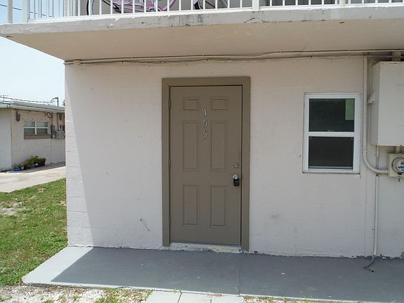 2nd image of 405 Tyler Ave APT 105