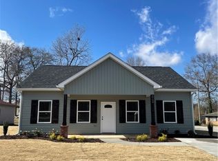 1700 Toomer St, Opelika, AL 36801