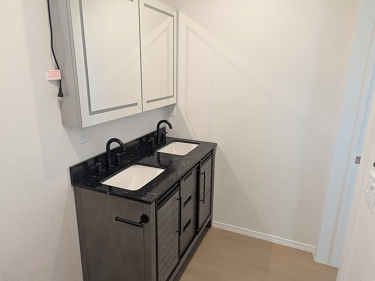 6245 Brevard Cir #1 — Photo 10
