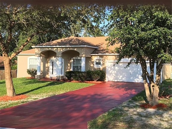 3rd image of 810 W Ludlum Dr