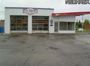 960 5th St, Struthers, OH 44471