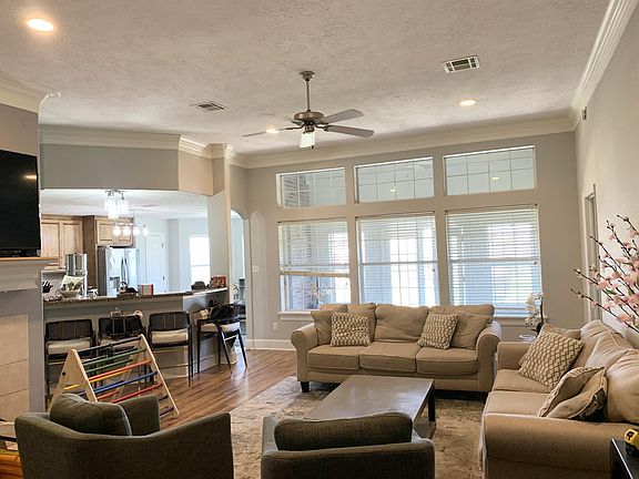 4th image of 2616 Colony Vista Dr