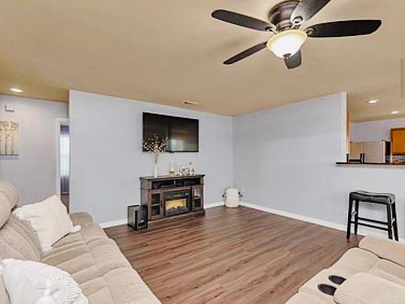 3rd image of 9020 Puerto Vista Dr