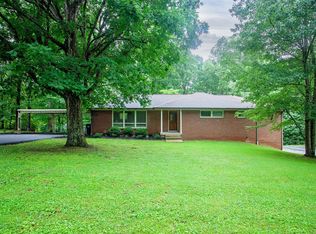 203 Lee Rd, Dickson, TN 37055