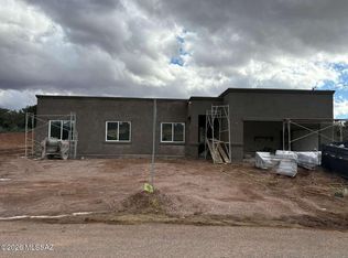 91 Circulo Penjamo, Rio Rico, AZ 85648