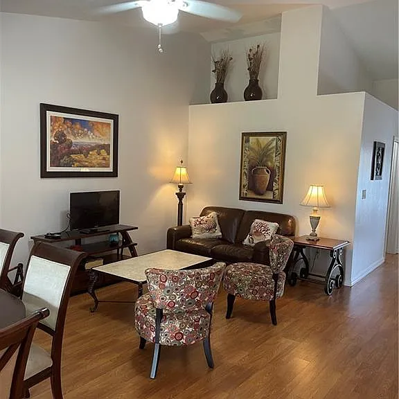 378 Dover Pl #702 — Photo 9