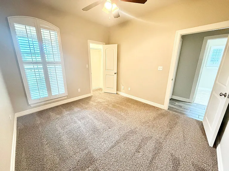 7326 Harpers Ridge Ln — Photo 14