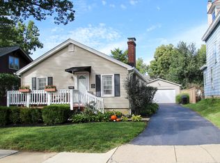 42 W Kenworth Rd, Columbus, OH 43214