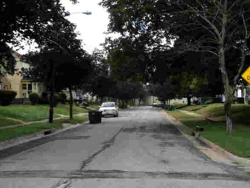 2nd image of 1061 Cordova Ave