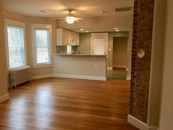 1700 N Wayne St, Arlington, VA 22201