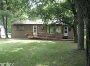 7910 Sturgeon Ave, Midland, MI 48642