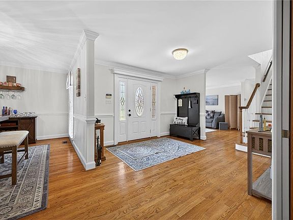 3rd image of 3120 Deans Ct