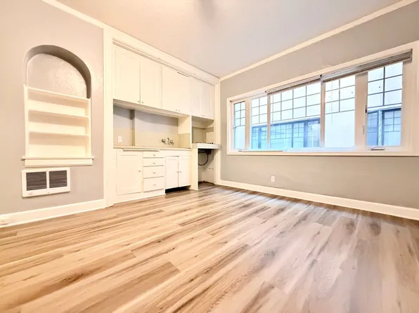 R0590 - The Shannon Apartments