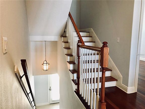 2nd image of 130 Brightwater Dr APT 3