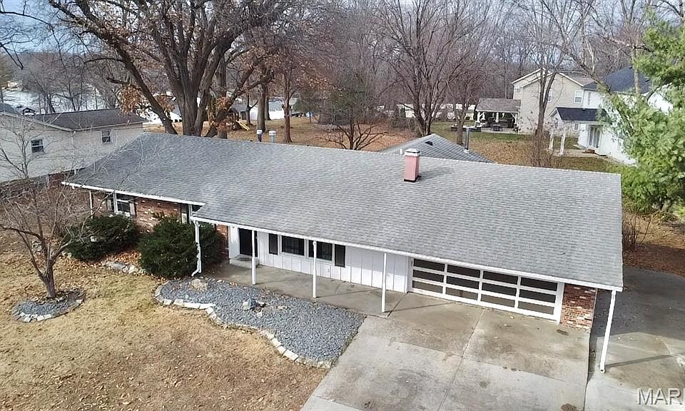 1st image of 115 Branch Dr