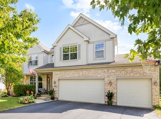 10631 Oregon Trl, Huntley, IL 60142