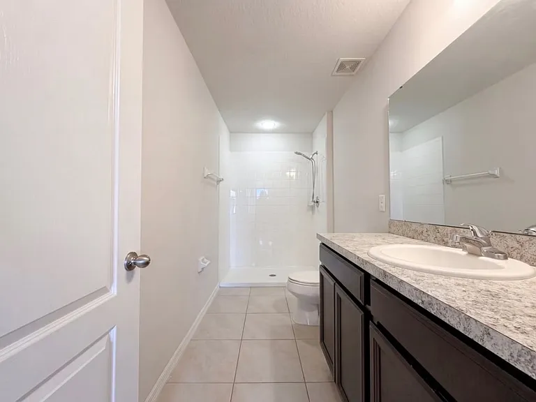 14407 Scottburgh Glen Dr — Photo 10