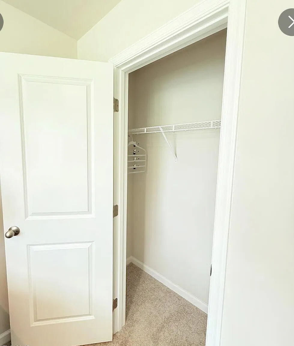 4 bed, 2.5 bath, 1576 sqft, $2,599 — Photo 4