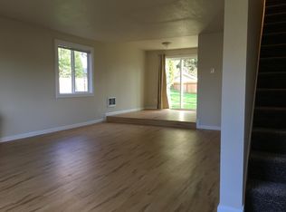 580 SE Kay Pl, Gresham, OR 97080