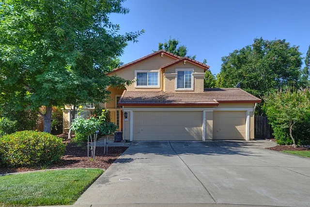 235 Briggs Ranch Dr photo 1
