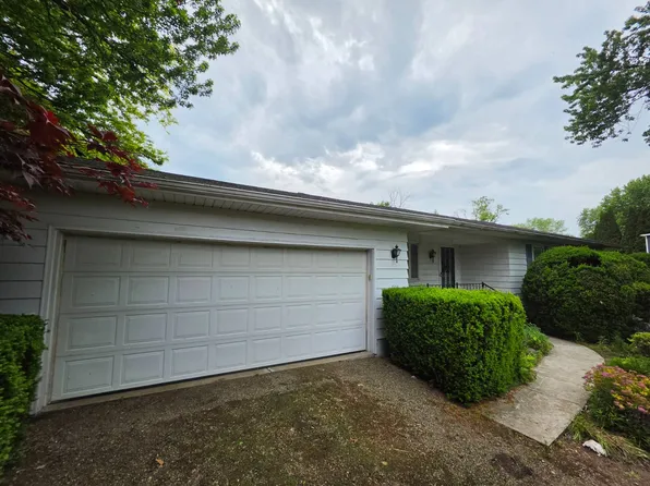 554 Bartlett Rd, Harborcreek, PA 16421