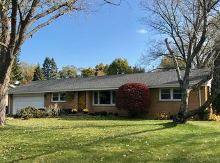 103 Coldren Dr, Prospect Heights, IL 60070