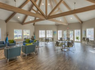 Oak Hill Apartments, Portland, OR 97229