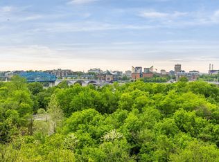 200 Manufacturers Rd APT 607, Chattanooga, TN 37405