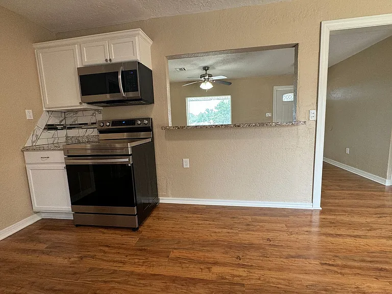 3432 NW Lincoln Ave — Photo 6