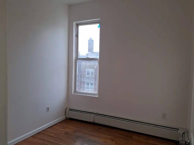 296 Woodworth Ave #2L — Photo 12