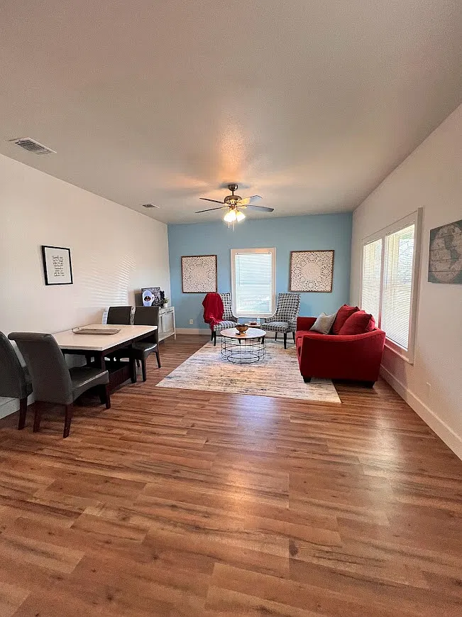 403 Givens Ave — Photo 4