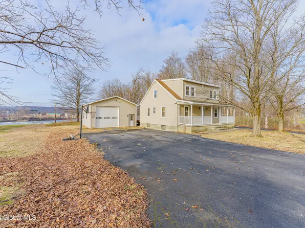 2931 River Road, Melrose, NY 12121