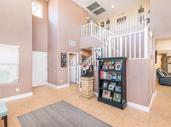 4th image of 7557 Virginia Dale St