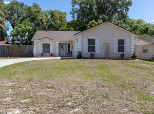 484 W Graves Ave, Orange City, FL 32763