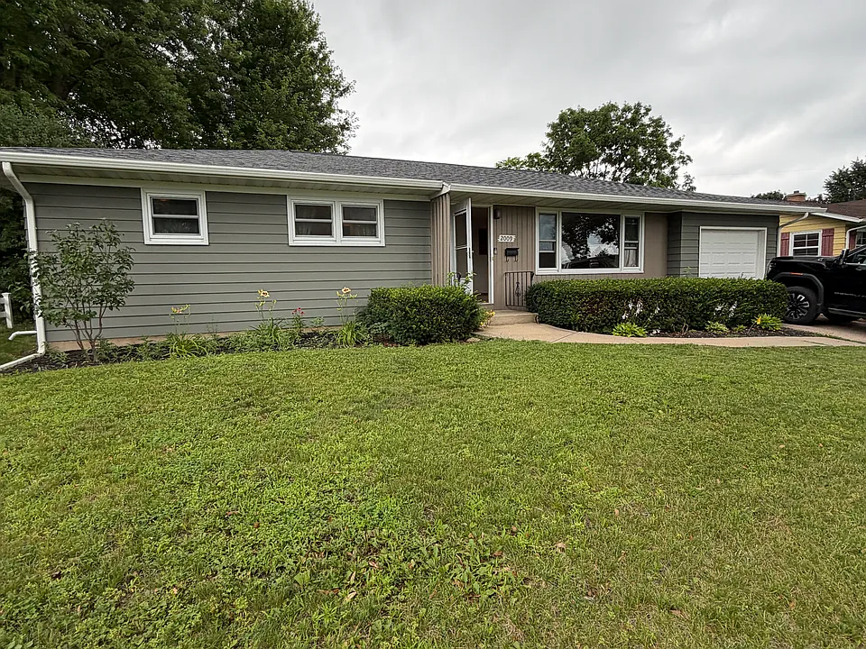 2009 Portage Rd