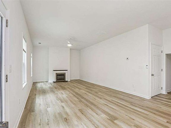 5th image of 4405 Belcamp Rd