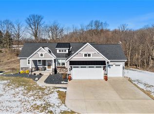 4428 Summit Pointe Ct, Caledonia, MI 49316