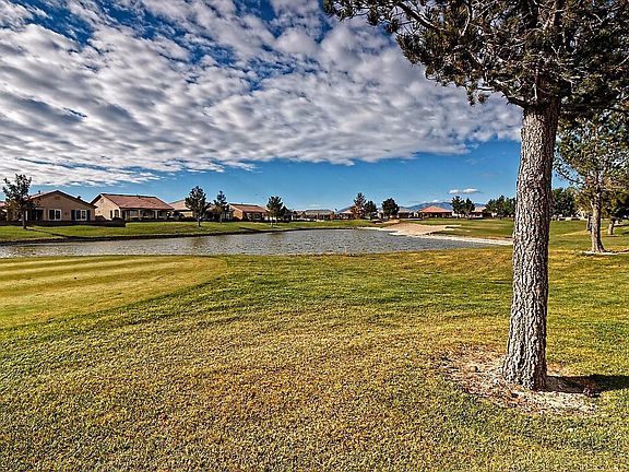 4th image of 19439 Verbena St