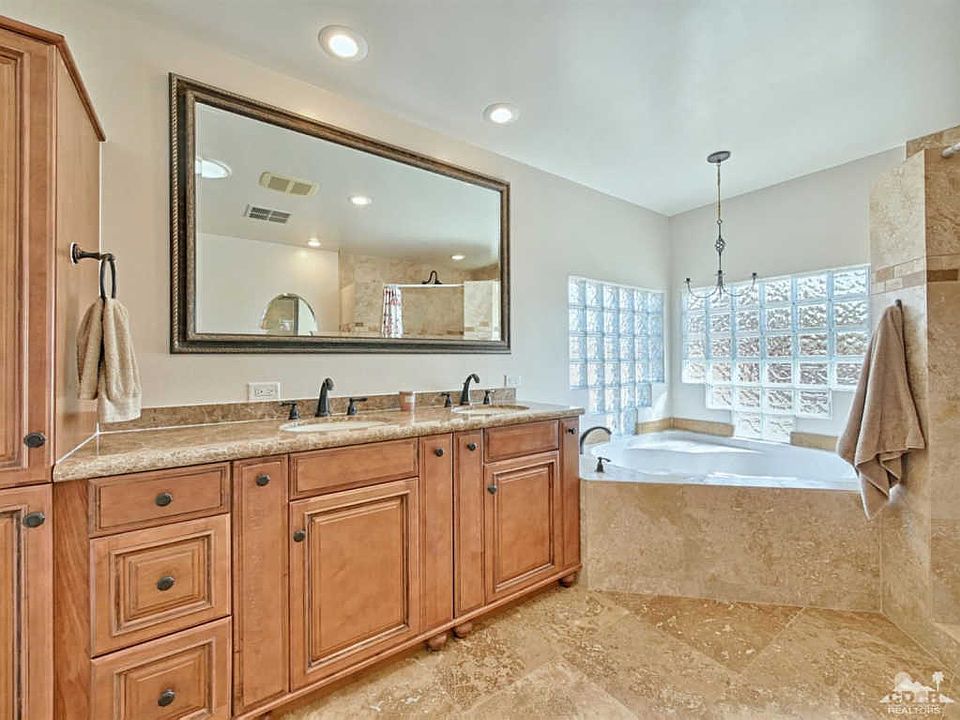 1st image of 40912 Cecina Way