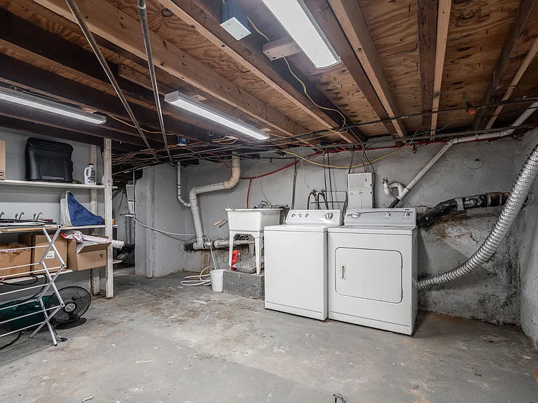 822 Pierce St — Photo 31