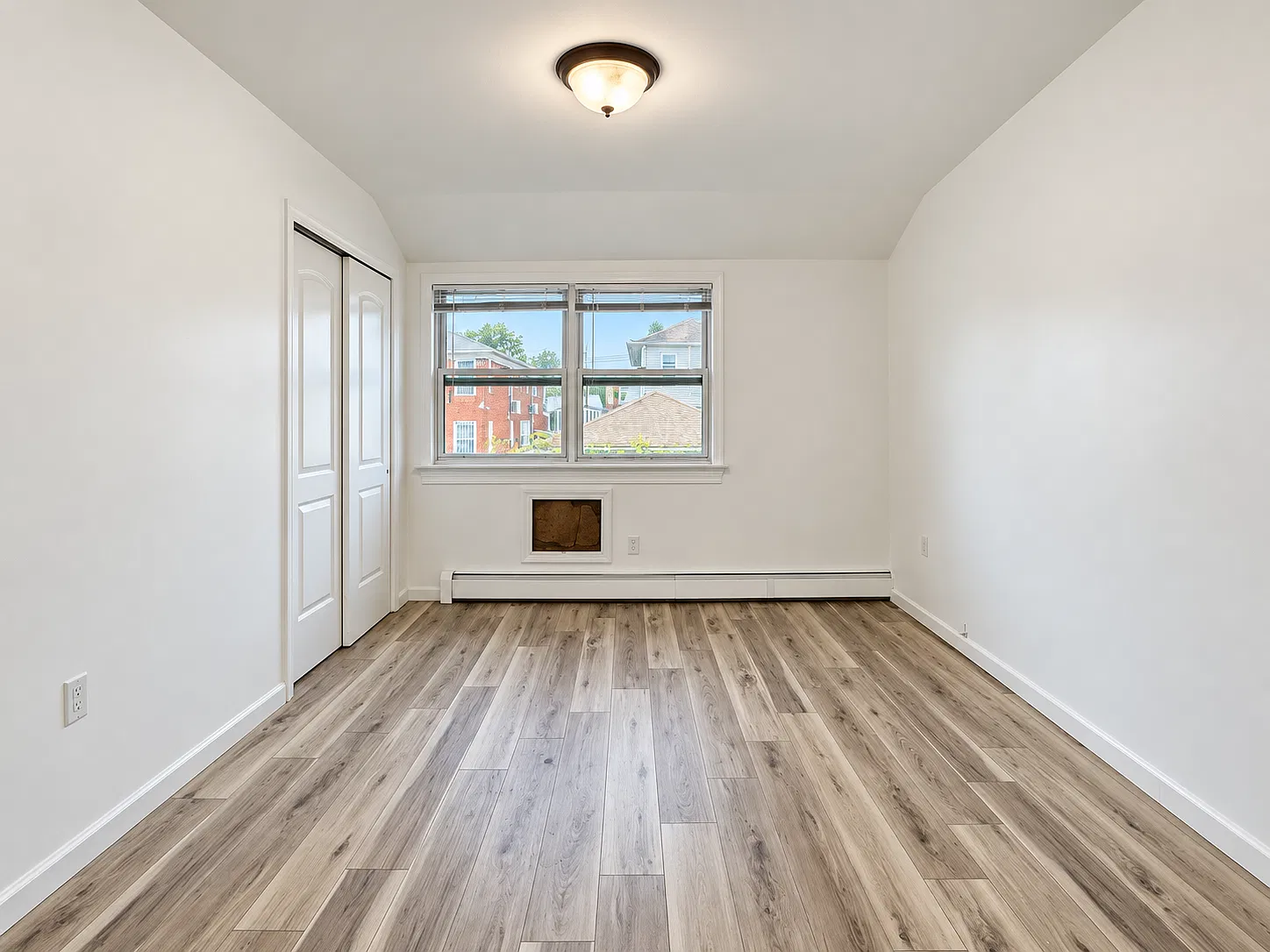2 bed, 720 sqft, $2,700 — Photo 1