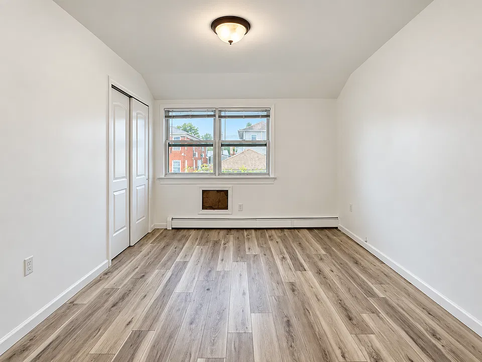 14719 Delaware Ave #2