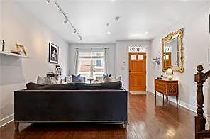 4059 Saint Johns Way — Photo 5