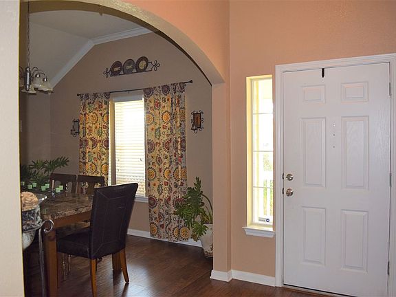 5th image of 2508 Massey Ln